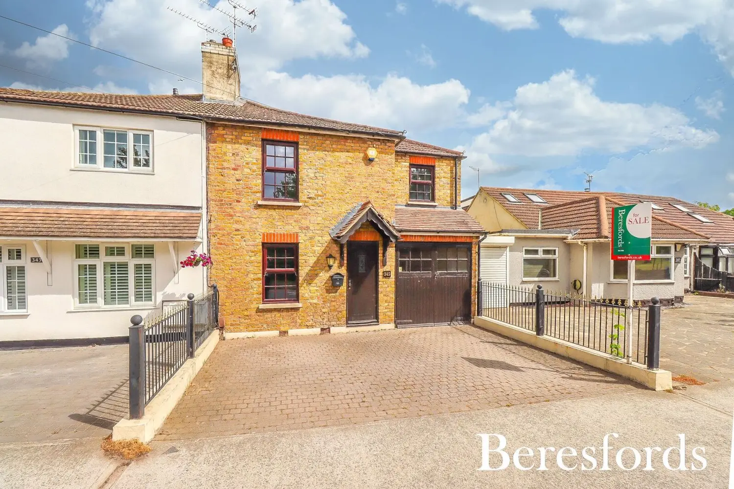 St. Marys Lane, Upminster, RM14