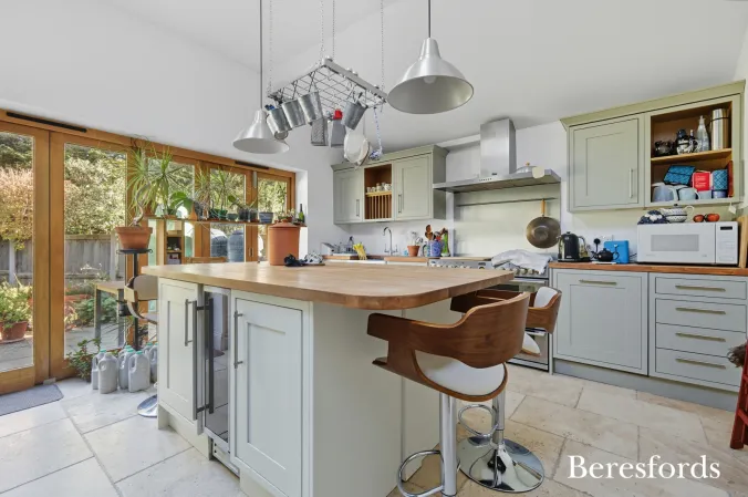 Property in Chancery Place, Writtle alternative image