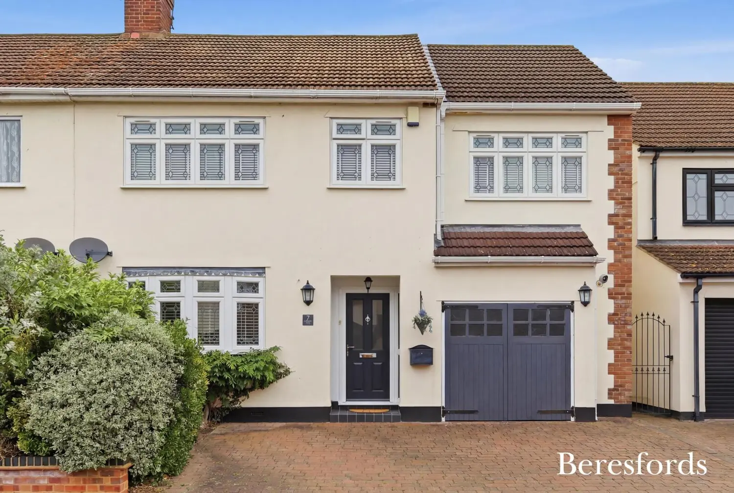 Longwood Close, Upminster, RM14