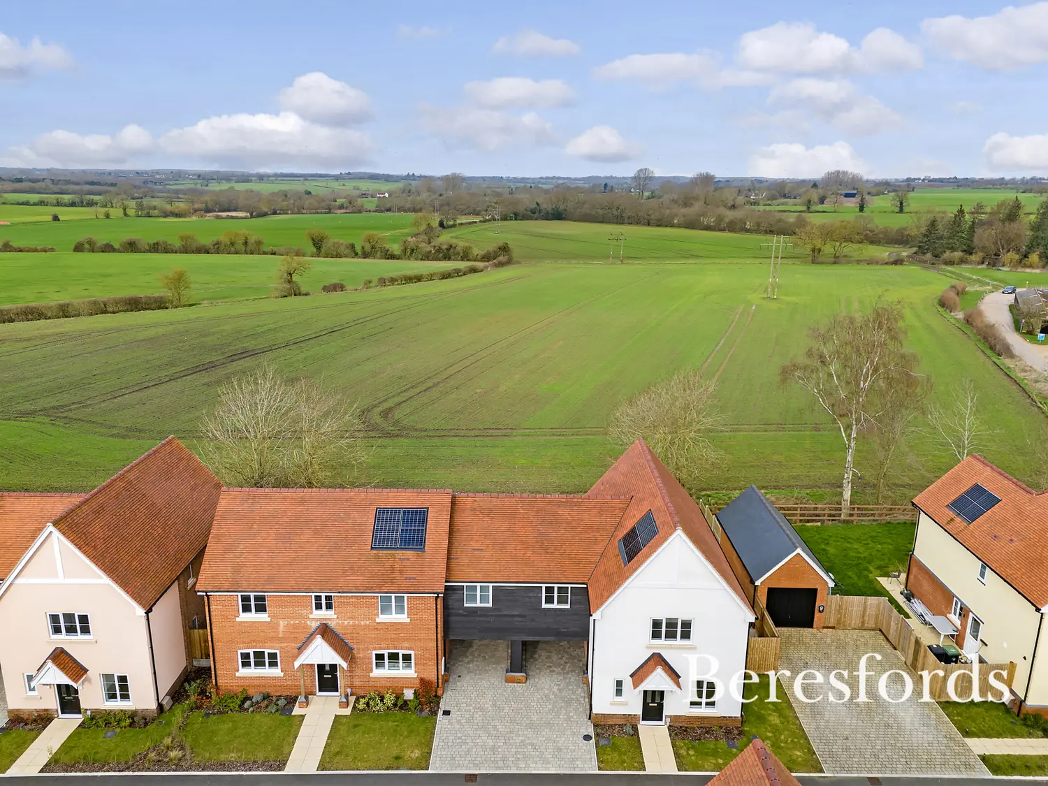 Watch House Green, Felsted, ESSEX, CM6