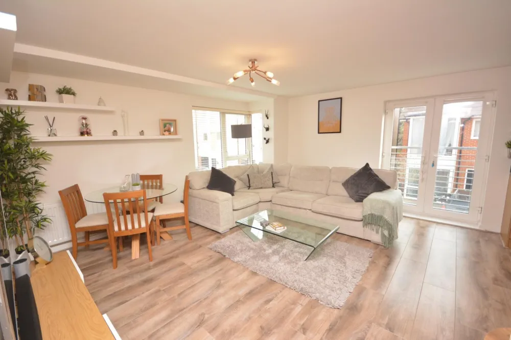 CHL180155 02