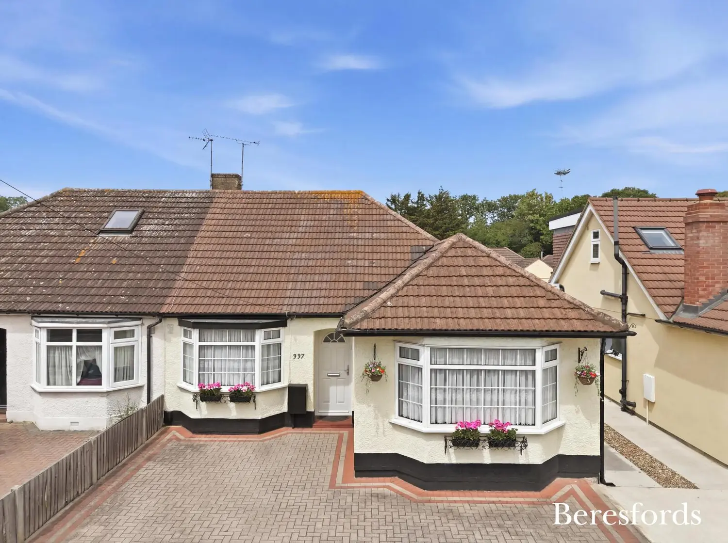 St. Marys Lane, Upminster, RM14