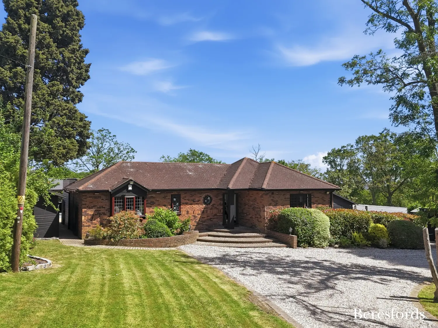 Grays Avenue, Langdon Hills, ESSEX, SS16