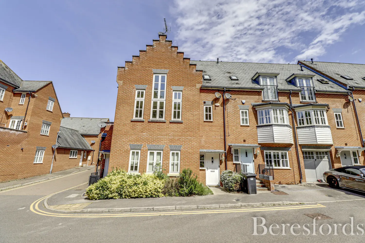 Greensleeves Drive, Warley, ESSEX, CM14